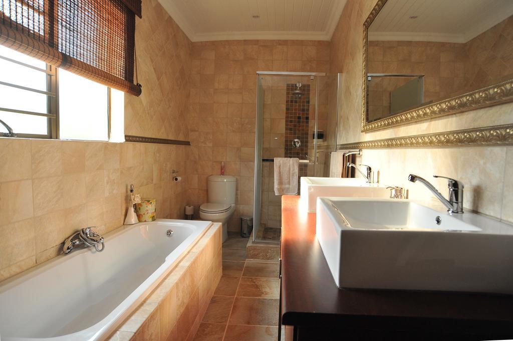Sunset Manor Guest House Potchefstroom Exterior foto